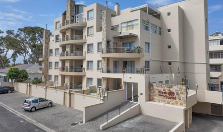 2 Bedroom Apartment in Strand Central