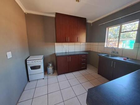 2 Bedroom Apartment in Olifantshoek