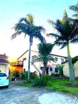 2 Bedroom Apartment in Port Edward