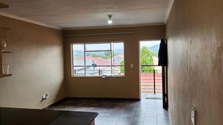2 Bedroom Apartment in Mondeor