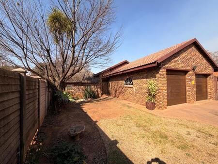 3 Bedroom House in Golf Park