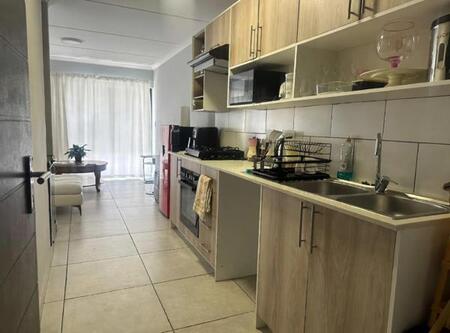 2 Bedroom Apartment in Glen Marais