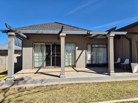 2 Bedroom Apartment in Bothaville