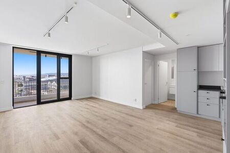 1 Bedroom apartment to rent in Paarden Eiland, Cape Town