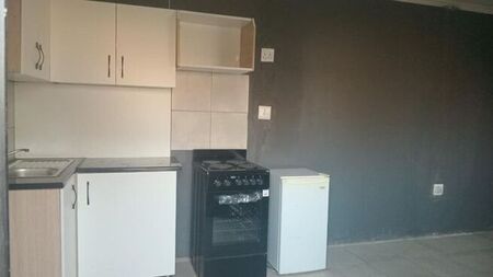 1 Bedroom garage to rent in Leondale, Germiston