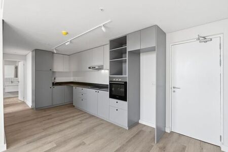 1 Bedroom apartment to rent in Paarden Eiland, Cape Town