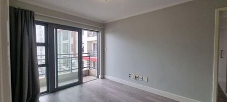 2 Bedroom apartment to rent in Observatory, Cape Town