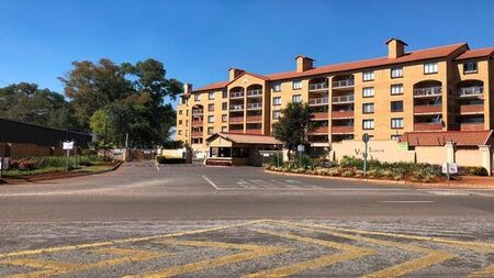 2 Bedroom apartment to rent in Die Hoewes, Centurion