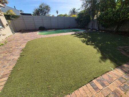 3 Bedroom duplex townhouse - freehold to rent in Table View, Blouberg