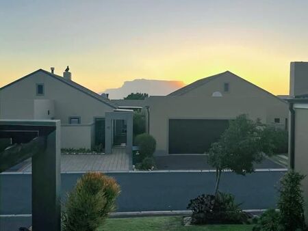 3 Bedroom Townhouse in Baronetcy Estate