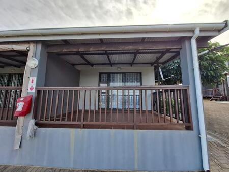 2 Bedroom Townhouse in Hibberdene