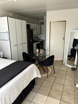 Studio Apartment in Arcadia