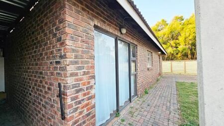 3 Bedroom Townhouse in Riebeeckstad