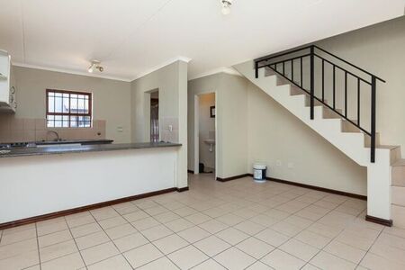 2 Bedroom duplex townhouse - sectional to rent in Parklands, Blouberg