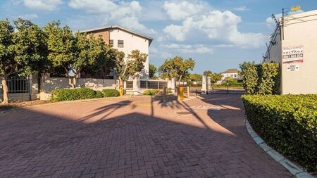 2 Bedroom apartment to rent in Royal Ascot, Milnerton