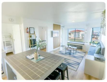 3 Bedroom Apartment in Hermanus Beach Club