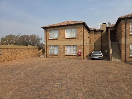 2 Bedroom Flat in Brenthurst