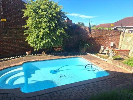 2 Bedroom House in Strelitzia Park