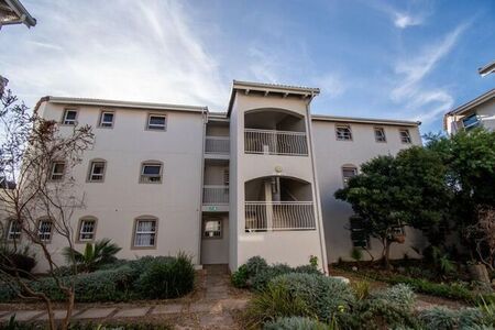 2 Bedroom apartment to rent in Whispering Pines, Gordons Bay