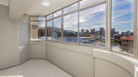 2 Bedroom apartment to rent in Zonnebloem, Cape Town