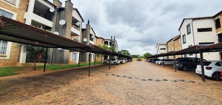 2 Bedroom apartment to rent in North Riding, Randburg