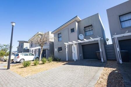3 Bedroom Townhouse in Windsor Park Estate