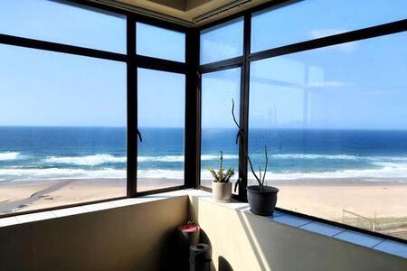 2 Bedroom Apartment in Amanzimtoti
