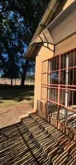 1 Bedroom House in Krugersdorp Central