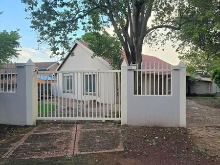 3 Bedroom House in Doornpoort