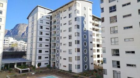 1 Bedroom apartment to rent in Claremont, Cape Town
