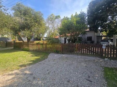 2 Bedroom House in The Island