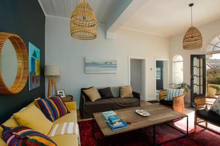 2 Bedroom Apartment in Muizenberg