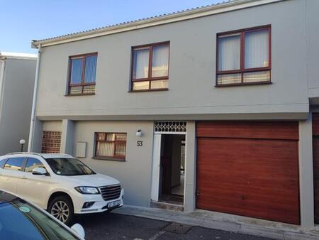 3 Bedroom Duplex in Avondale