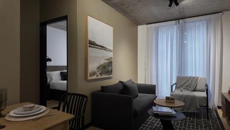 1 Bedroom Apartment in Foreshore