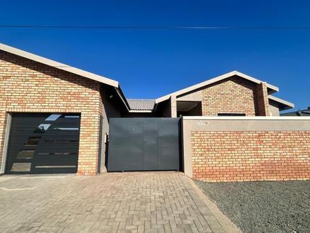 2 Bedroom Townhouse in Minerva Gardens