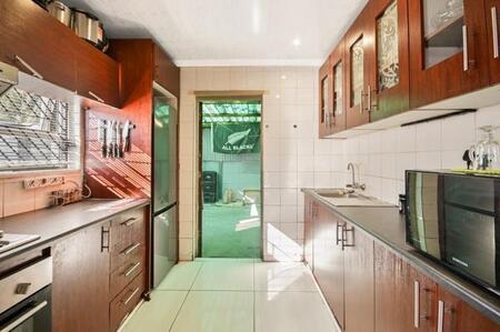 3 Bedroom House in Lentegeur