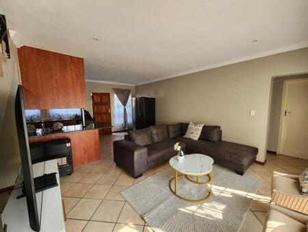 3 Bedroom Duplex in Annlin