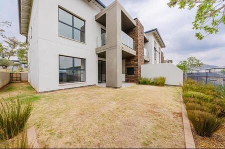 3 Bedroom Apartment in Eye of Africa Estate