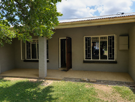 1 Bedroom Apartment in Bothaville