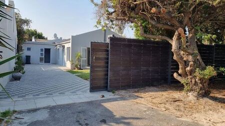 3 Bedroom house to rent in Table View, Blouberg