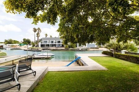 6 Bedroom House in St Francis Bay Canals