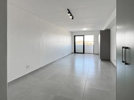 Studio Apartment in Mowbray