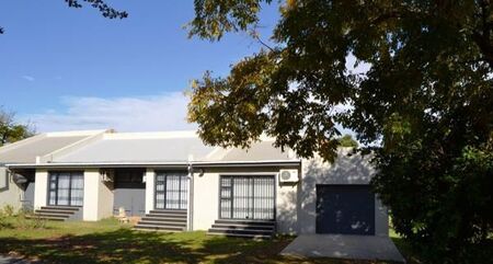 2 Bedroom House in Prince Alfred Hamlet