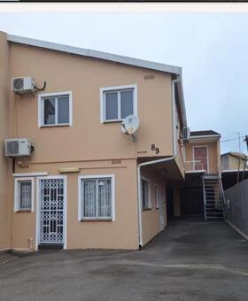 4 Bedroom House in Montford