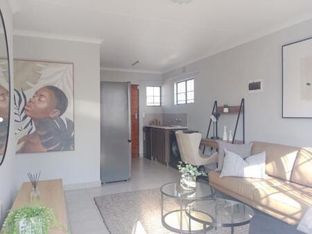 2 Bedroom House in Glenway Estate