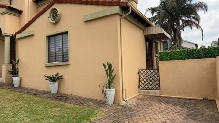 1 Bedroom Apartment in Featherbrooke Estate