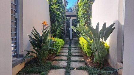 2 Bedroom townhouse - sectional rented in Parkmore, Sandton