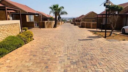 2 Bedroom apartment to rent in Kosmosdal, Centurion