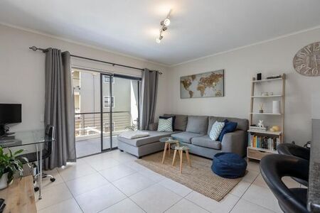 1 Bedroom apartment to rent in Rondebosch Village, Cape Town