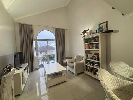 1 Bedroom apartment to rent in Claremont, Cape Town